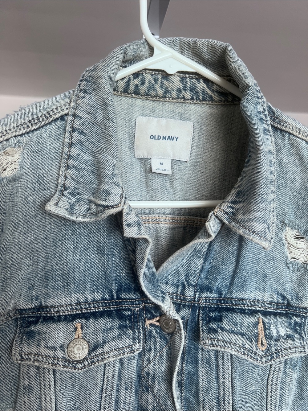 Old Navy Distressed Button Up Classic Denim Jacket Lightweight Holes Blue SZ M - Picture 2 of 11